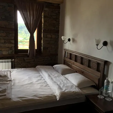 калпаците - Kalpacite Skrebatno